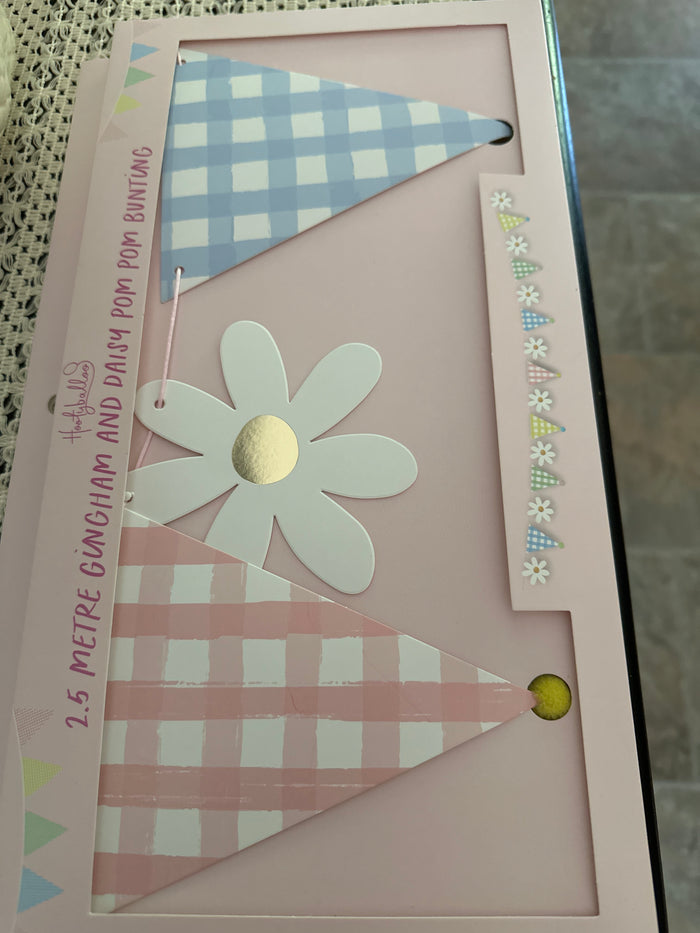 Daisy Banner