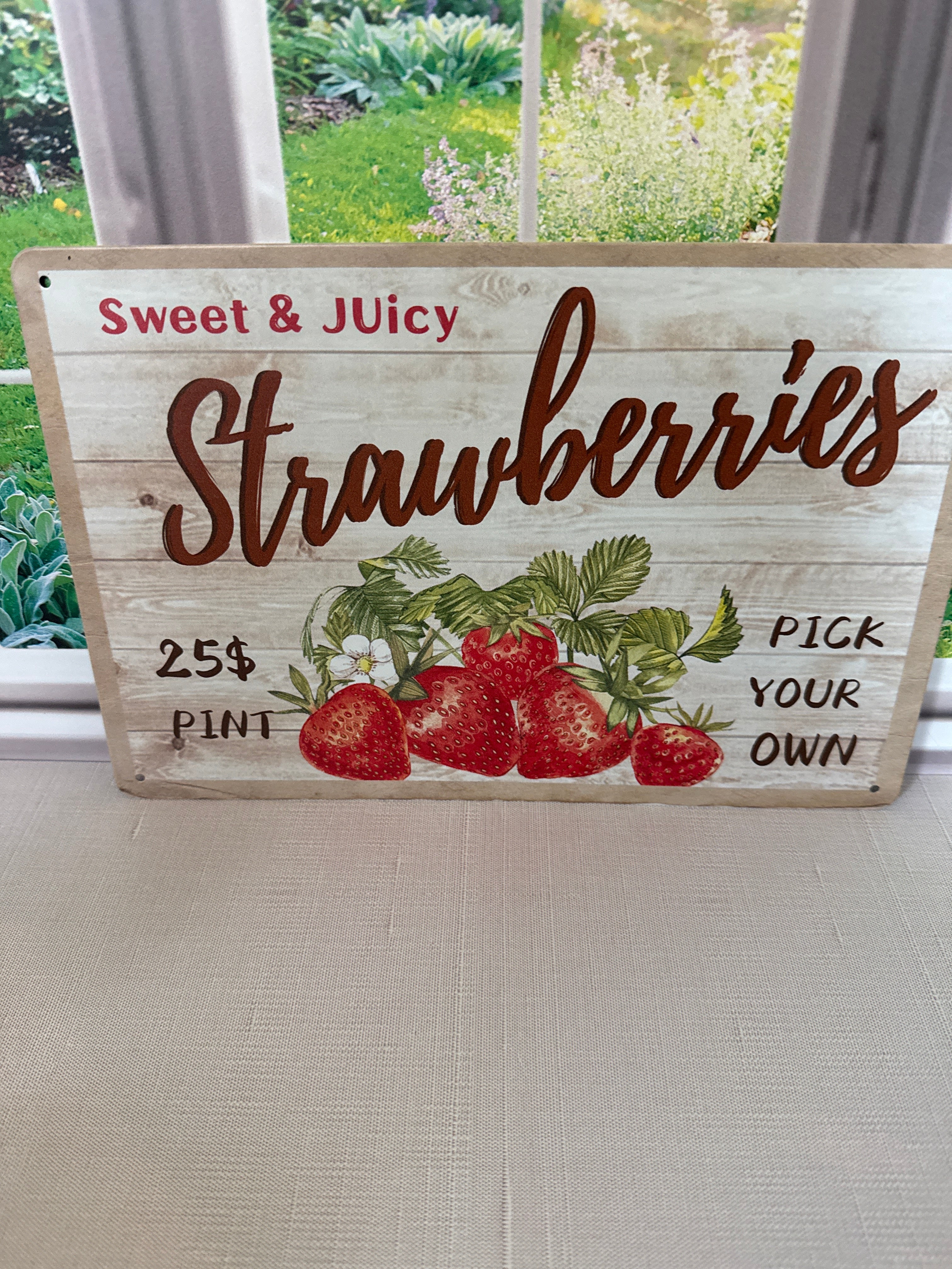 Strawberry Sign – Coastal Empress