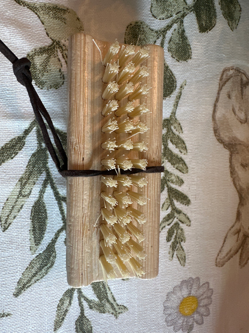Bamboo Brush