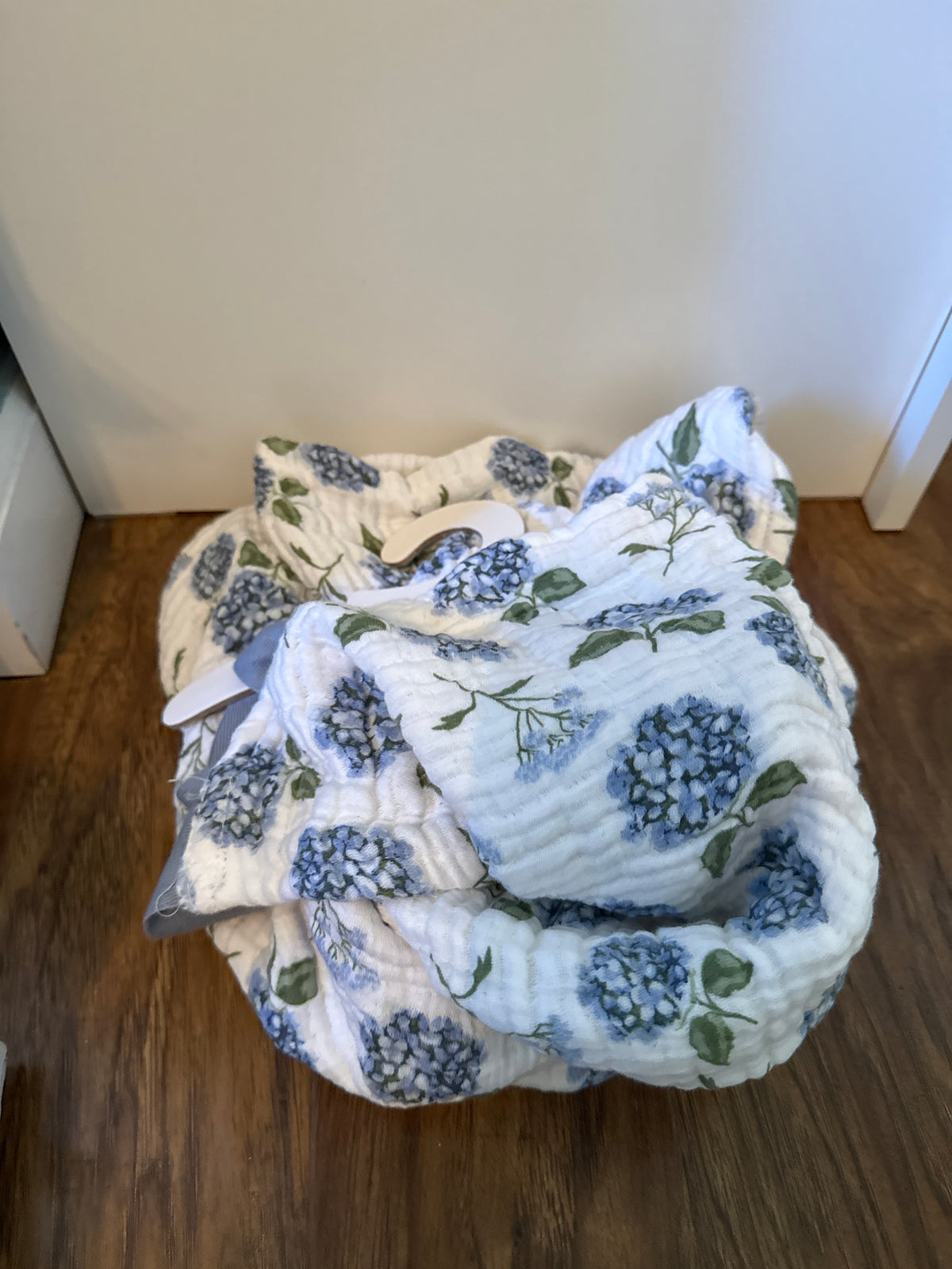 Hydrangea Apron