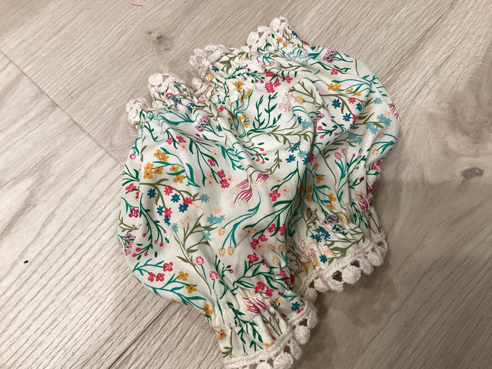 Wildflower Dog Snood M