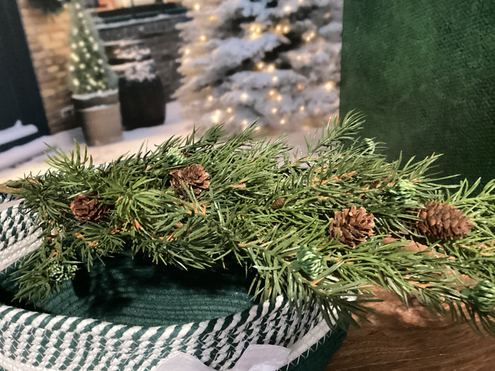 Pine Spray Pick