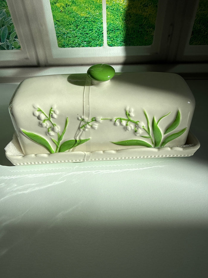 Lilly Butter Keeper