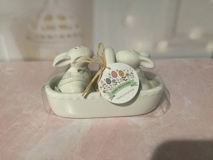 Easter Salt & Pepper Shakers
