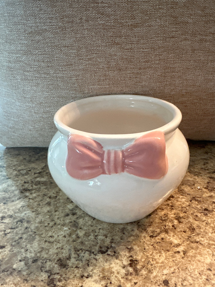 Bow Pot