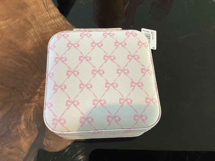 Bow Travel Case