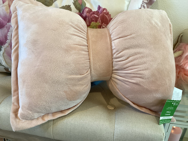 Bow Pillow