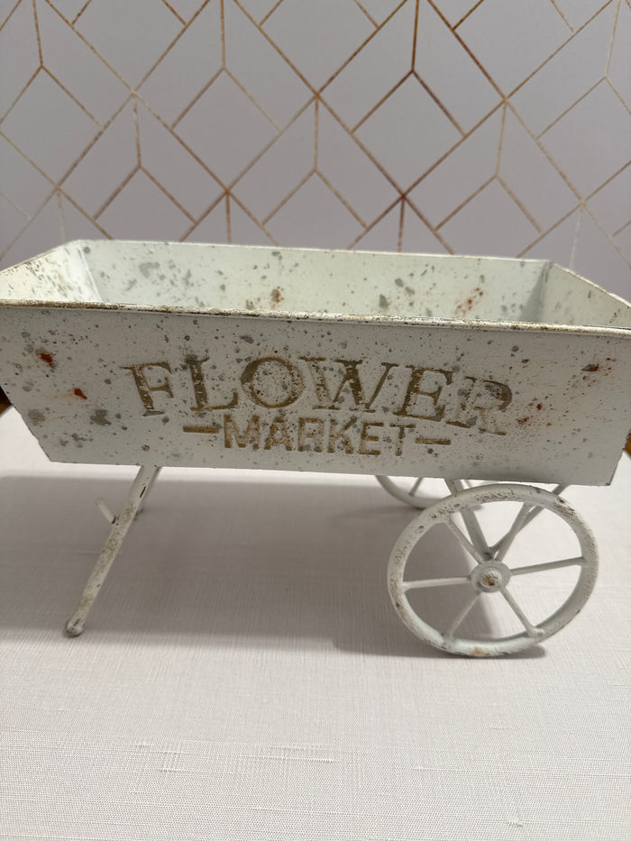 Wagon Decor