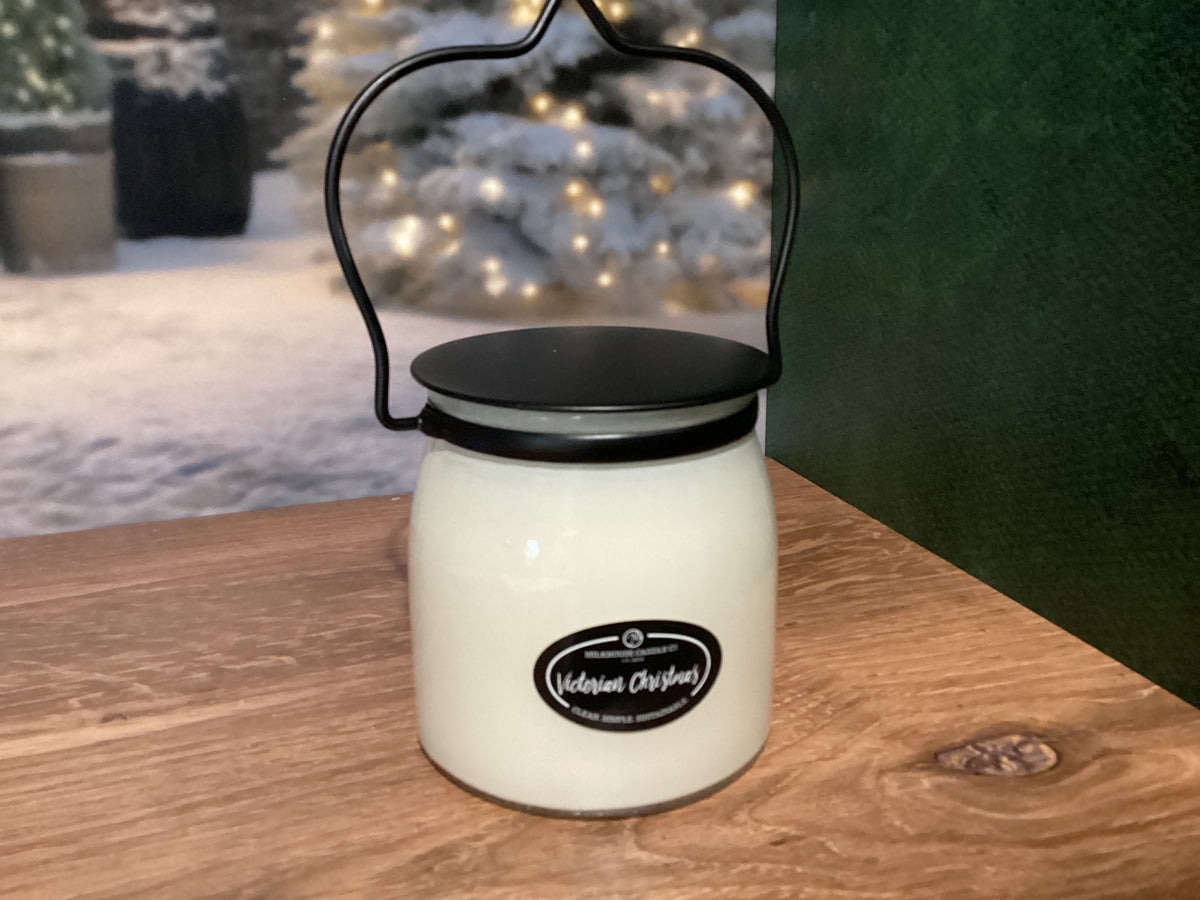 Victorian Christmas Candle 16oz