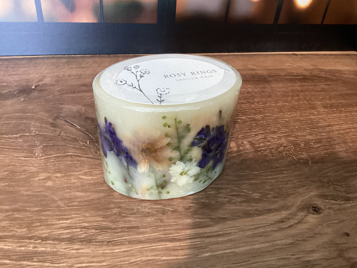 Petite Botanical Candle - Vanilla Rain