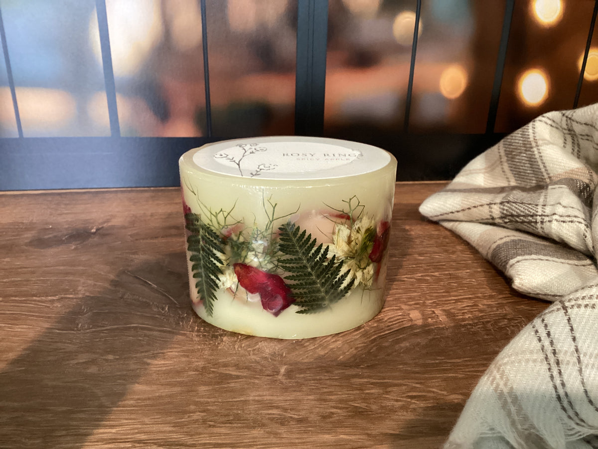 Petite Botanical Candle - Spicy Apple